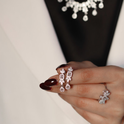 Women set