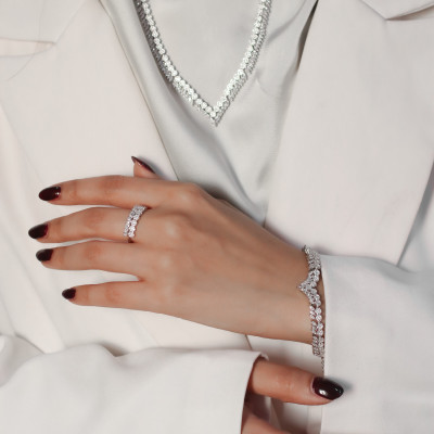 Women set