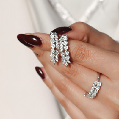 Women set