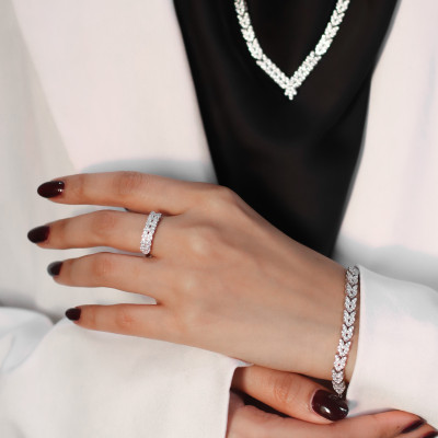 Women set