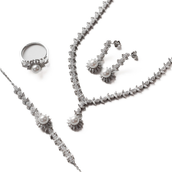 Women set