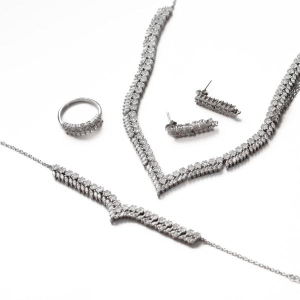 Women set