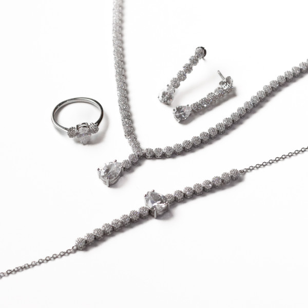 Women set