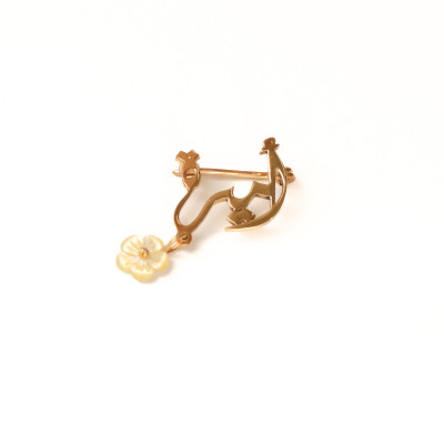 brooch silver brooch silver