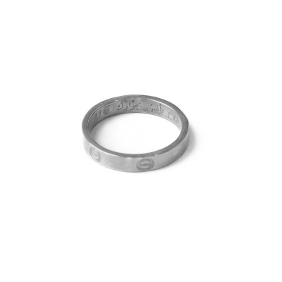 Women ring Women ring