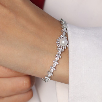 Women set